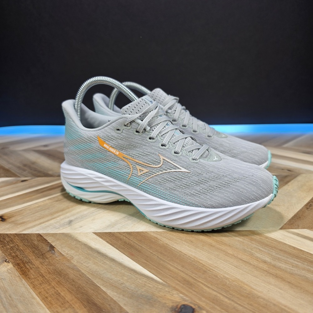 Mizuno Wave Rider 28 Women's 9 White Mint 411457 Running Shoes Sneakers Train